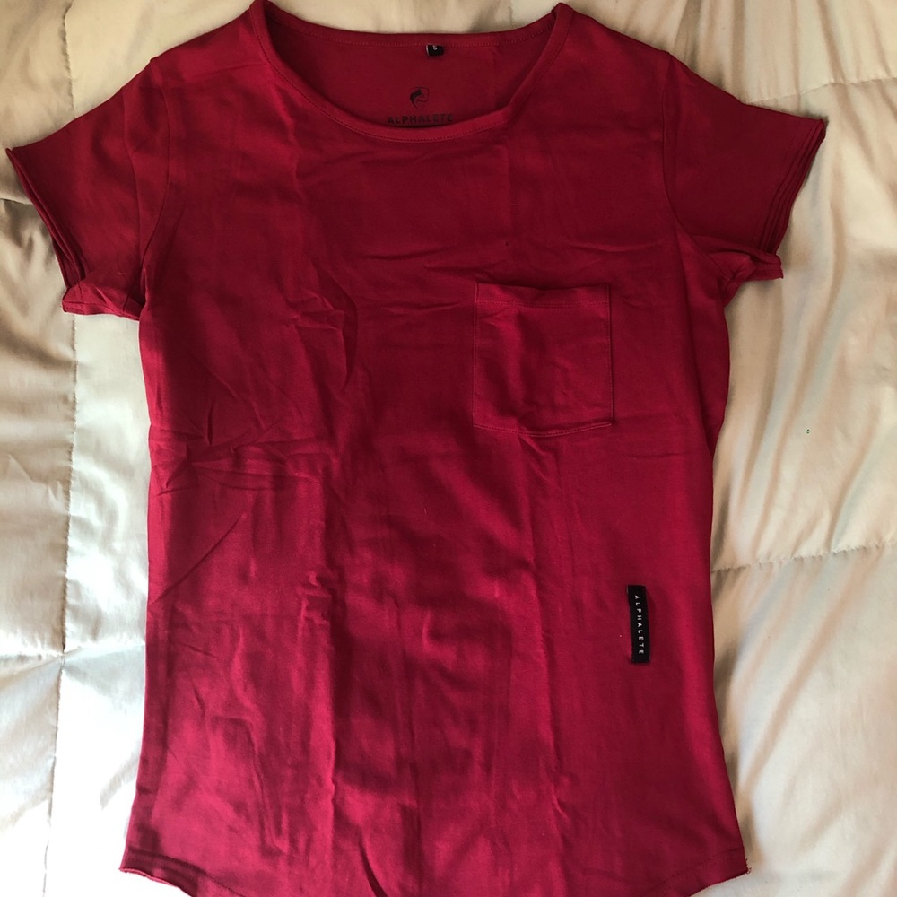Alphalete Essential Scoop Tee Small Red